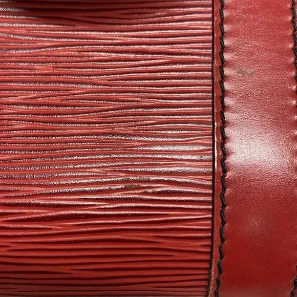 Authentic Louis Vuitton Castilian Red Epi keepall 45 travel unisex duffle bag - Picture 7 of 16